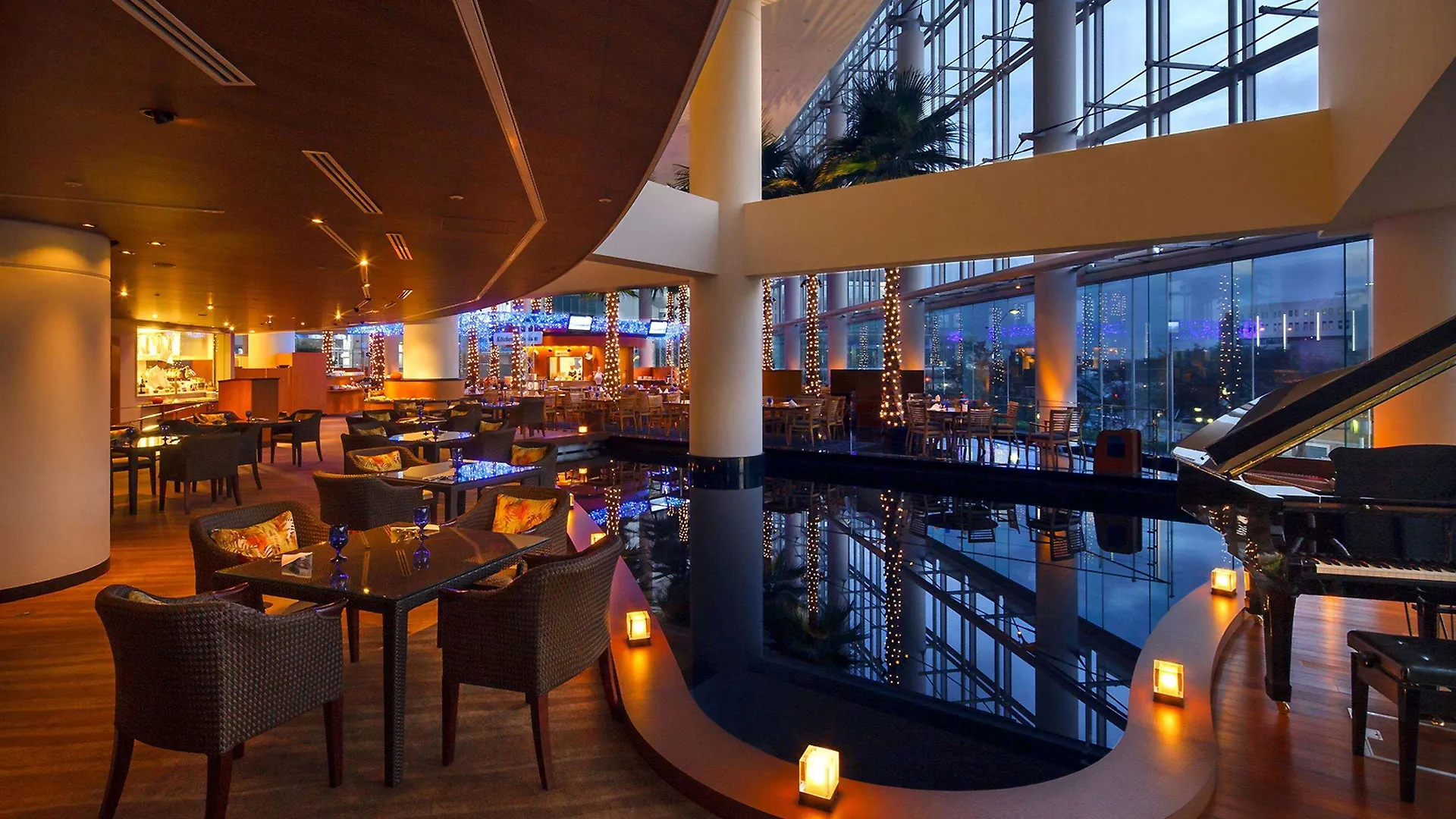 The Yokohama Bay Hotel Tokyu