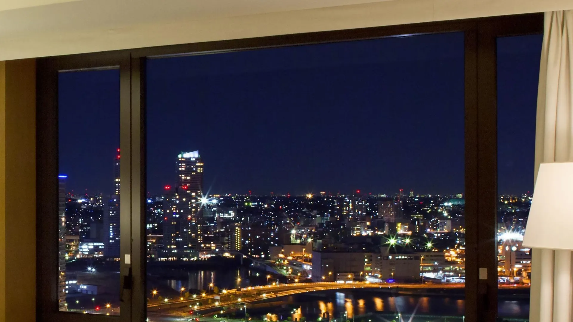 The Yokohama Bay Hotel Tokyu  Yokohama (Kanagawa)